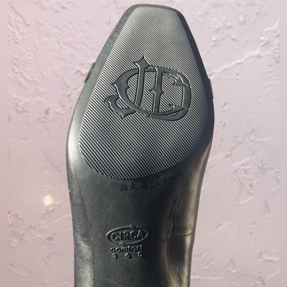 Women’s classic black leather almond toe dress pump kitten heels size 10 - Picture 3 of 8